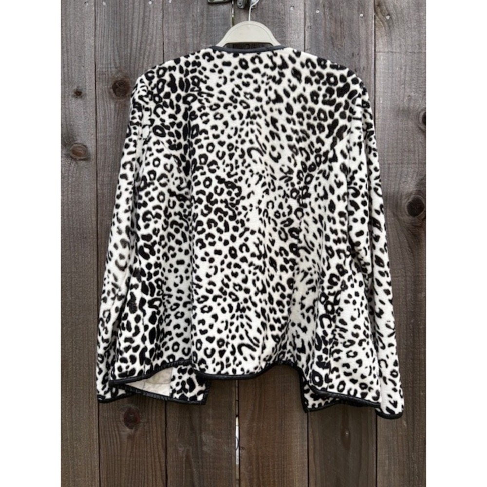 CHICOS Leopard Print Jacket Blazer Women Size 2 Faux Leather Trim Open Front - Picture 2 of 4